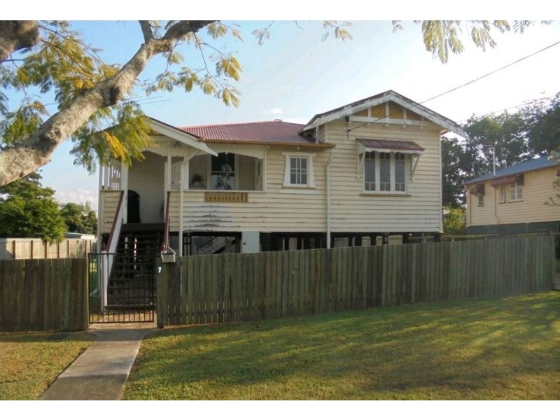 7 Sinclair Street, Newtown QLD 4305