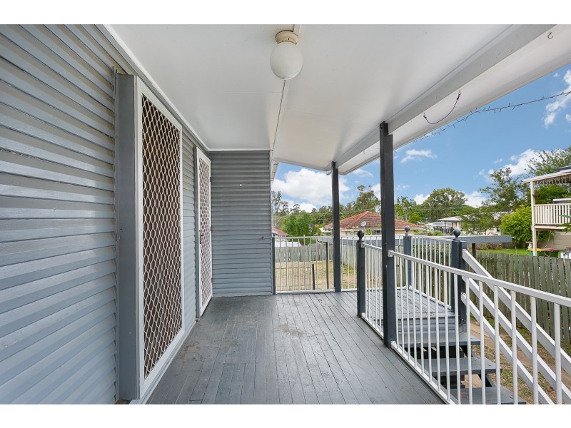 52 Aspinall Street, Leichhardt QLD 4305