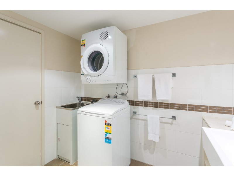 402/11 Ellenborough Street, Woodend QLD 4305