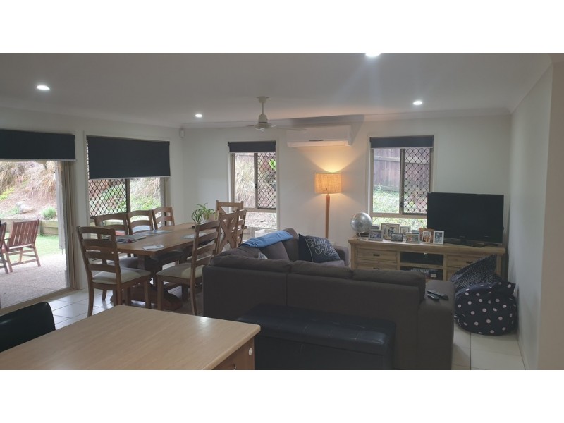 22 Weymouth Street, Bundamba QLD 4304