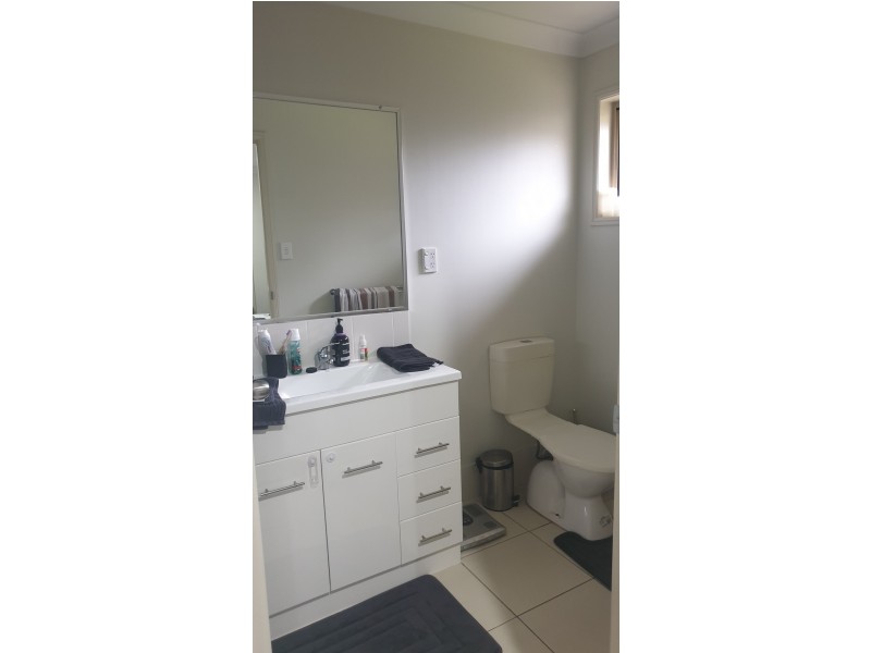 22 Weymouth Street, Bundamba QLD 4304