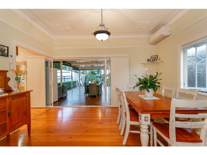 8 Menzies Lane, Eastern Heights QLD 4305