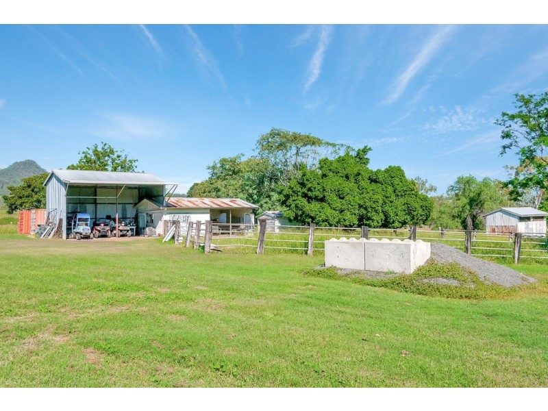 246 Christensen Road, Mount Walker QLD 4340