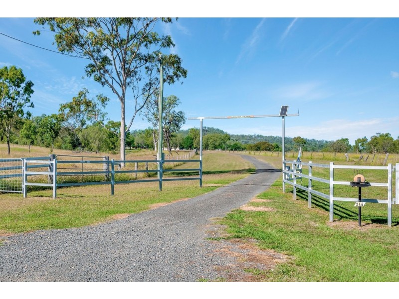 246 Christensen Road, Mount Walker QLD 4340