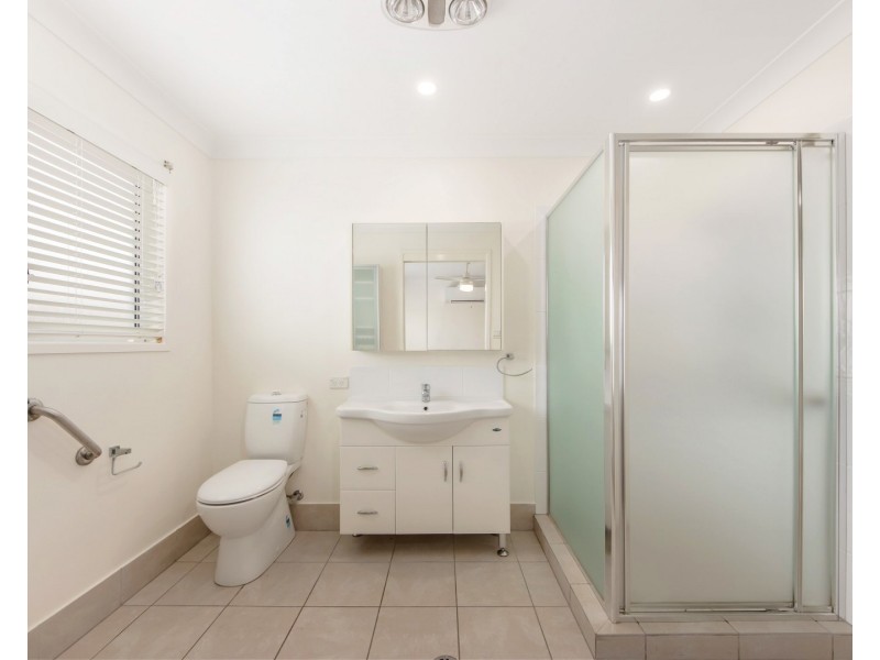 33/45 Sealy Street, Silkstone QLD 4304