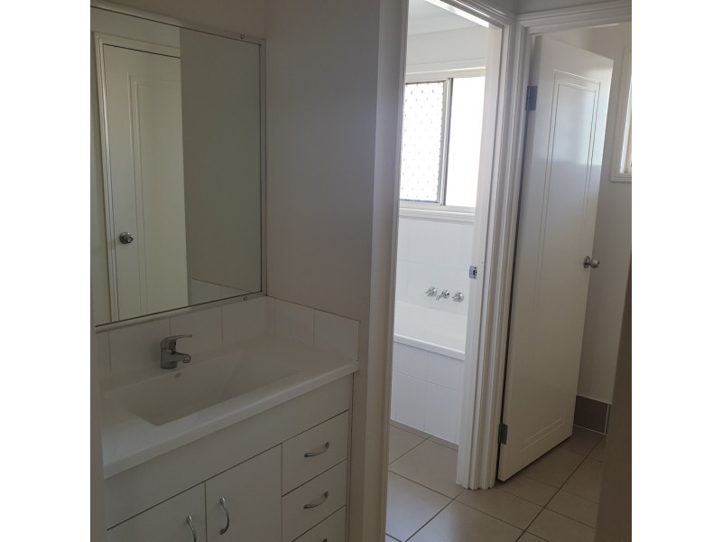 15 Statham Court, Redbank Plains QLD 4301