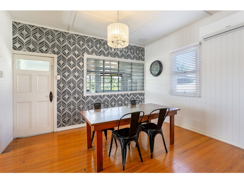42 Alice Street, Silkstone QLD 4304