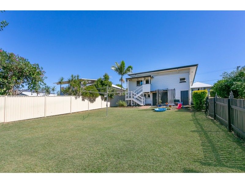 42 Alice Street, Silkstone QLD 4304