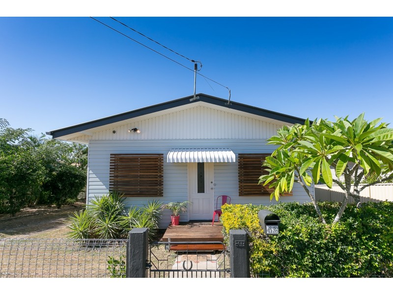 42 Alice Street, Silkstone QLD 4304