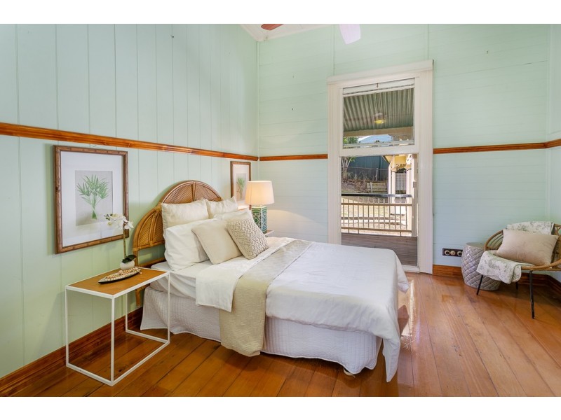 1 Johnstone Street, Sadliers Crossing QLD 4305