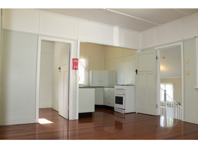26 Rex Street, Eastern Heights QLD 4305