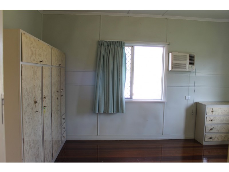 26 Rex Street, Eastern Heights QLD 4305