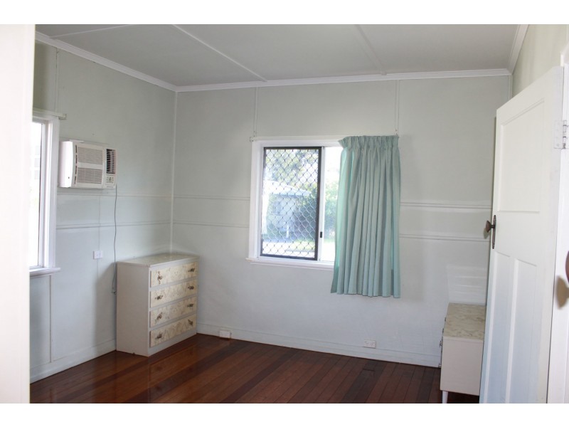 26 Rex Street, Eastern Heights QLD 4305