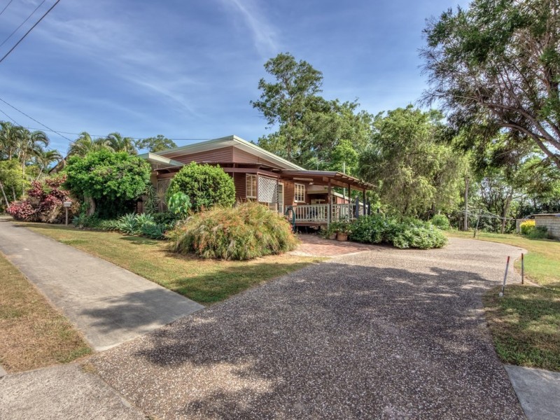 25 Hayes Street, Brassall QLD 4305