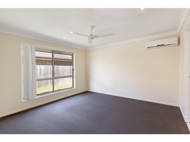 42 Skardon Crescent, Brassall QLD 4305