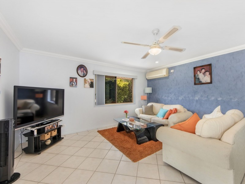 37 Farrell Drive, Walloon QLD 4306