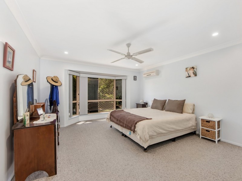 37 Farrell Drive, Walloon QLD 4306