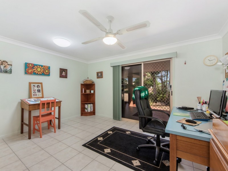 37 Farrell Drive, Walloon QLD 4306