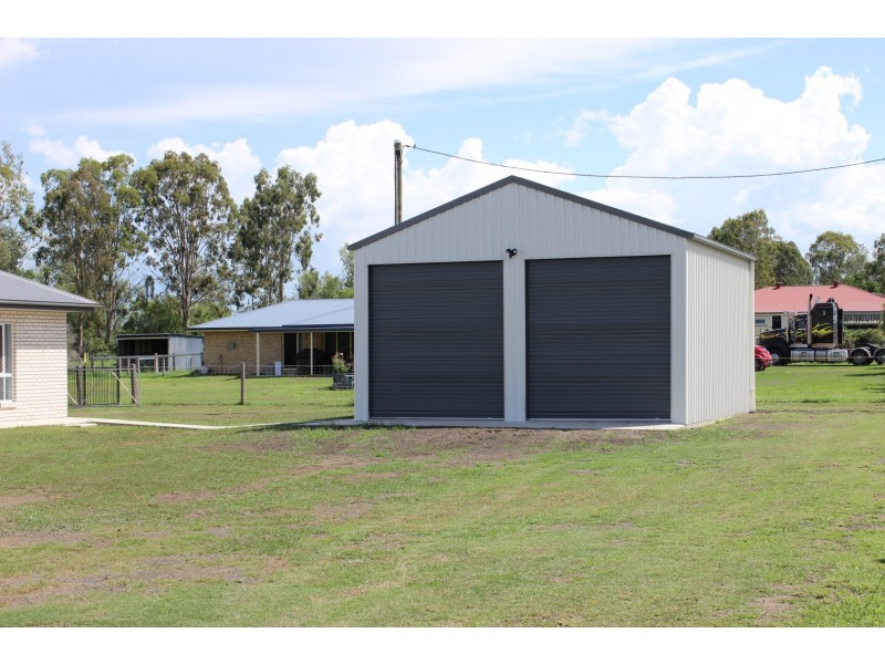 27 Adelong Avenue, Thagoona QLD 4306