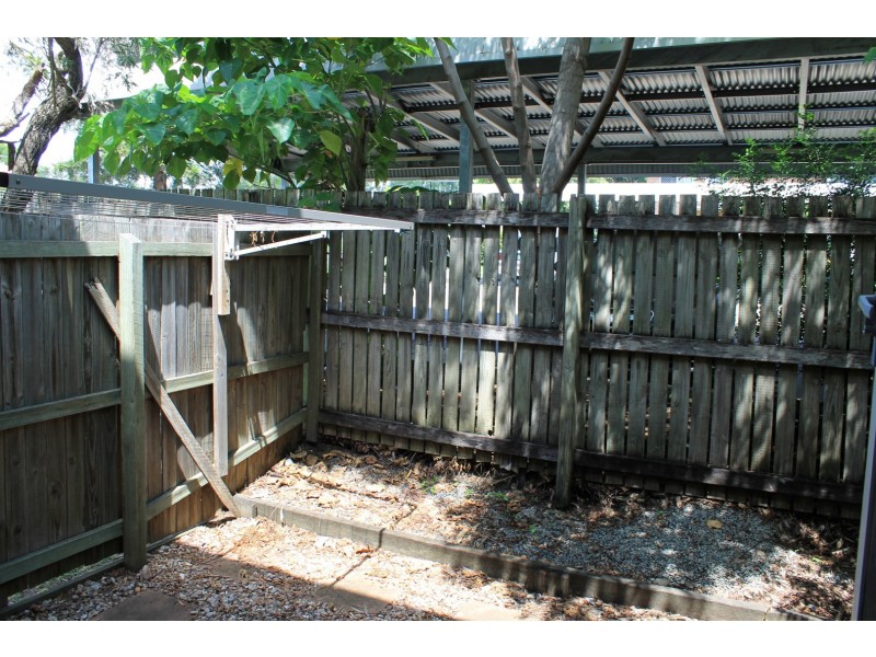 1, 22 Bergin Street, Booval QLD 4304