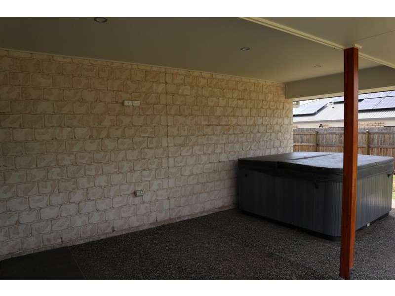 1 Mary Crescent, Rosewood QLD 4340