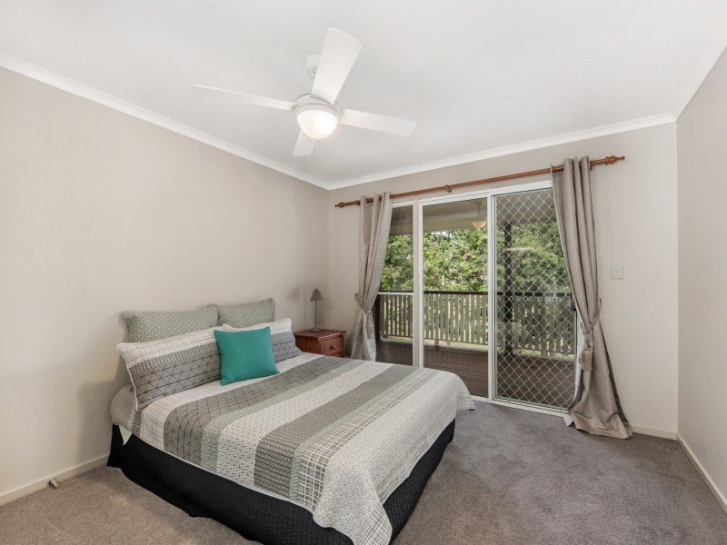 25 St Andrews Drive, Karana Downs QLD 4306