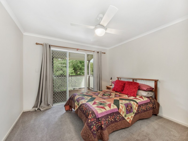 25 St Andrews Drive, Karana Downs QLD 4306