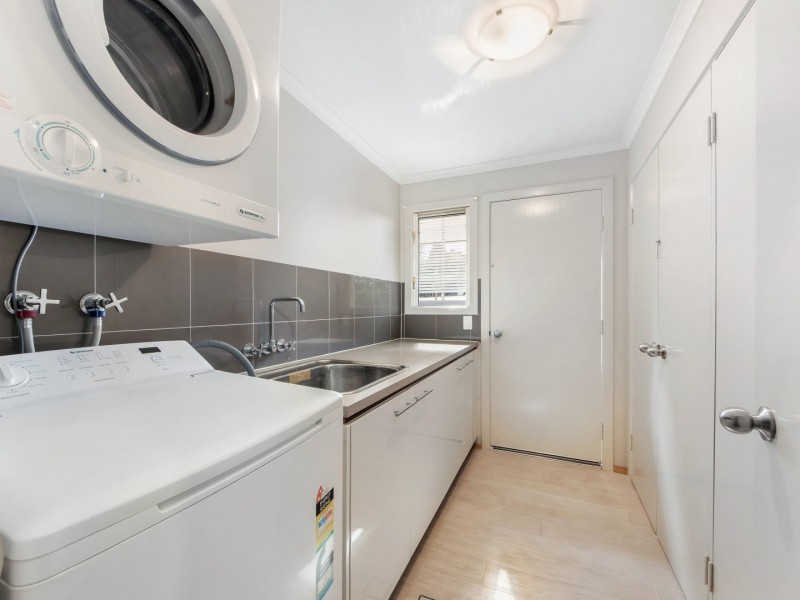 25 St Andrews Drive, Karana Downs QLD 4306