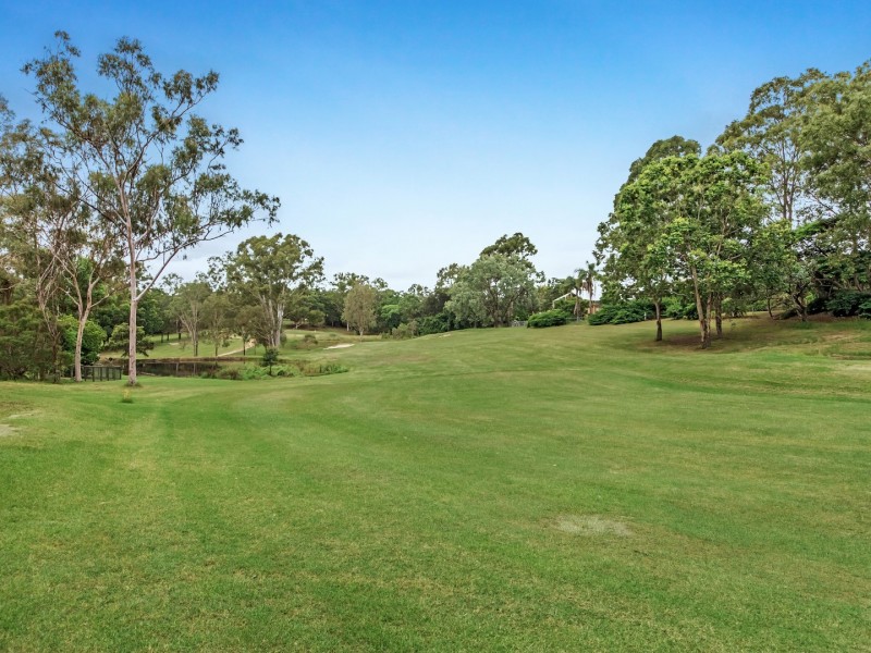 25 St Andrews Drive, Karana Downs QLD 4306