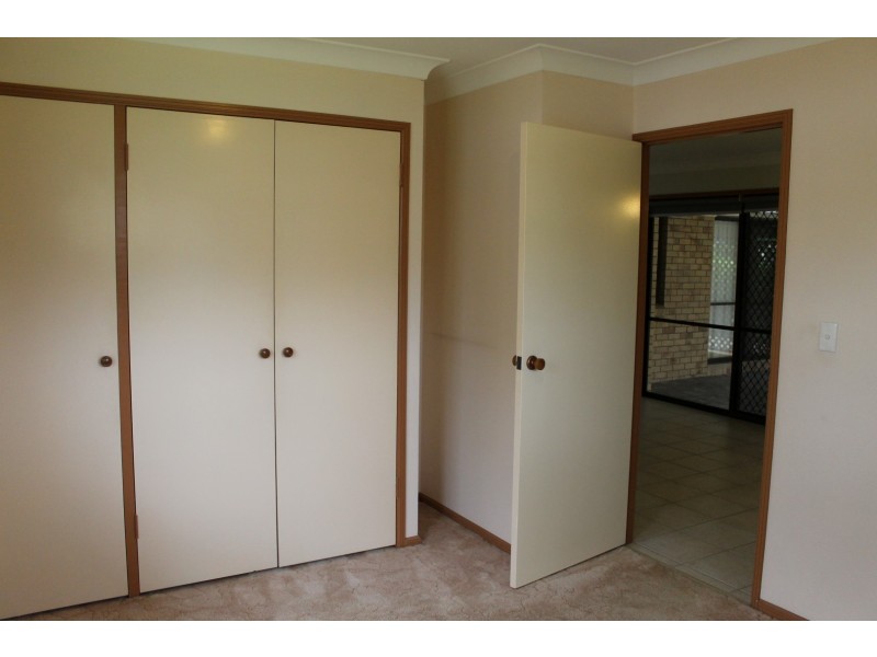 41 Blackstone Road, Eastern Heights QLD 4305