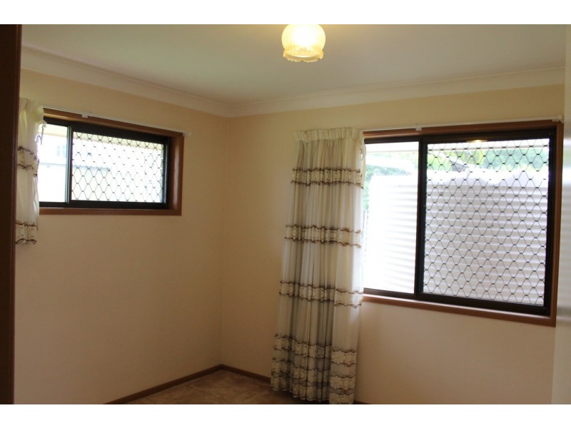 41 Blackstone Road, Eastern Heights QLD 4305