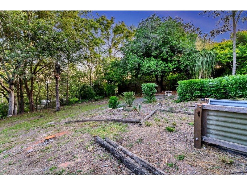 30 Rowland Terrace, Coalfalls QLD 4305
