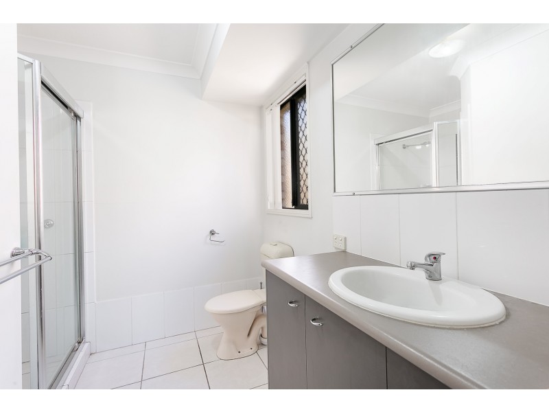1/8 Phoenix Court, Churchill QLD 4305