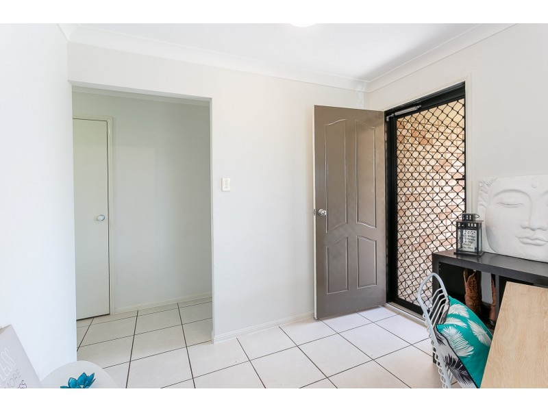 1/8 Phoenix Court, Churchill QLD 4305