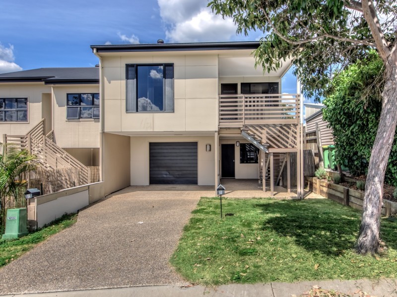 3 Emerald Crescent, Springfield QLD 4300