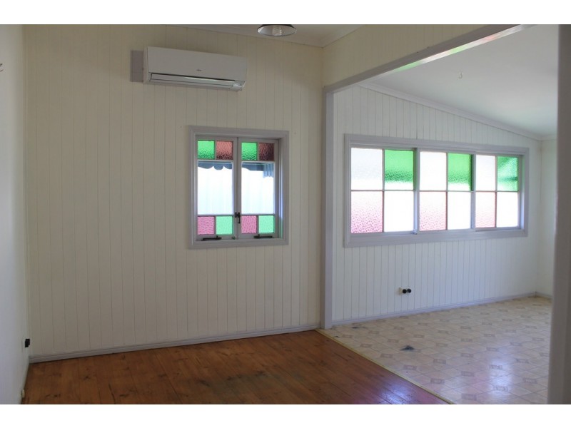 12 Hefferan Street, North Ipswich QLD 4305