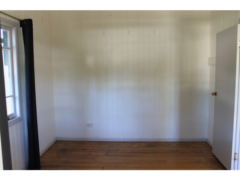 12 Hefferan Street, North Ipswich QLD 4305