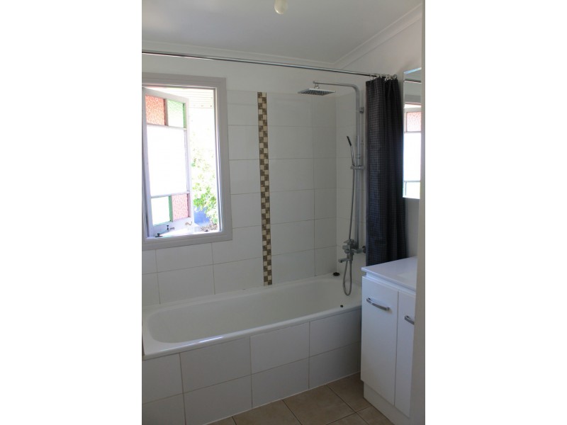 12 Hefferan Street, North Ipswich QLD 4305