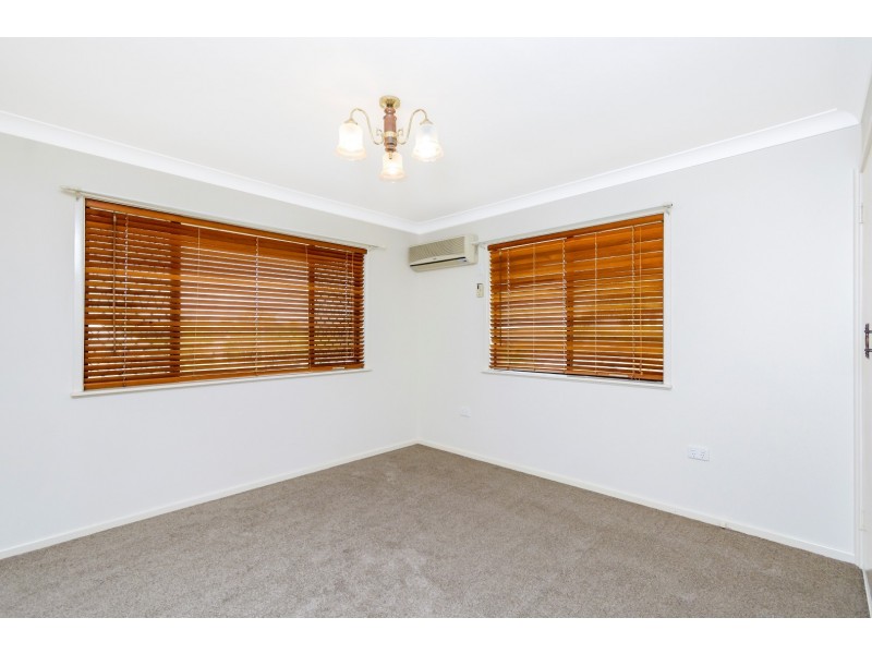 12 Gardiner Street, Brassall QLD 4305