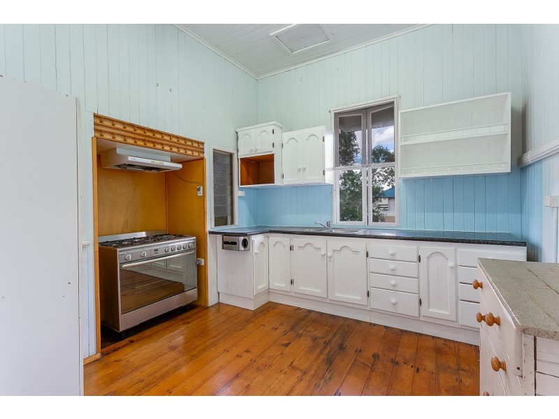 31 Brisbane Valley Highway, Blacksoil QLD 4306