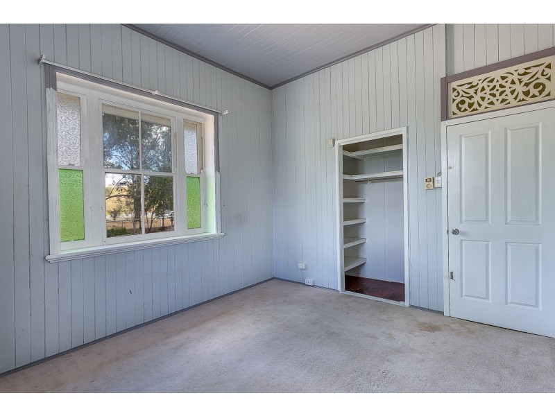 31 Brisbane Valley Highway, Blacksoil QLD 4306