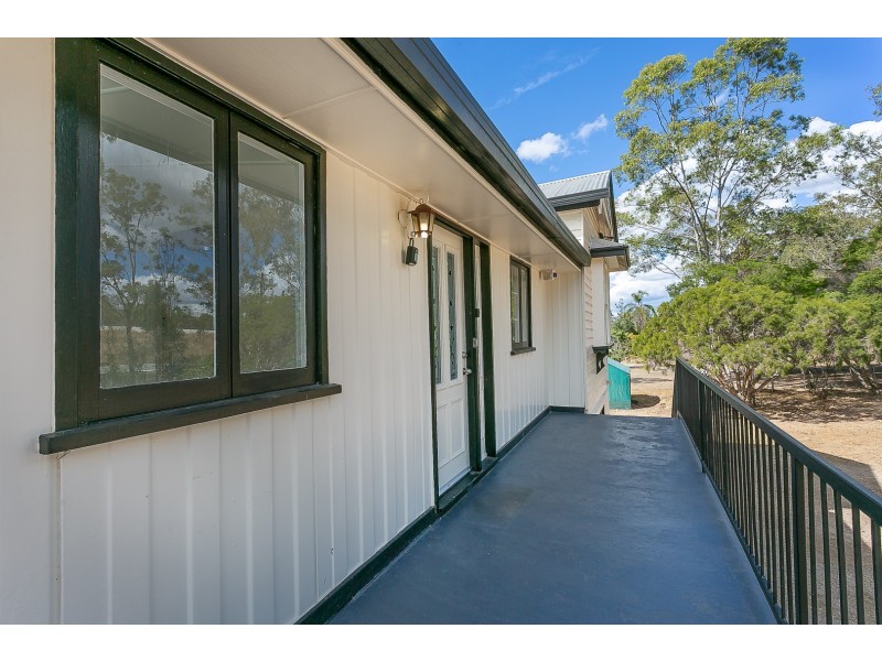 31 Brisbane Valley Highway, Blacksoil QLD 4306