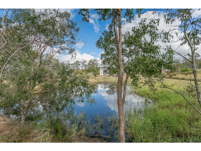 31 Brisbane Valley Highway, Blacksoil QLD 4306