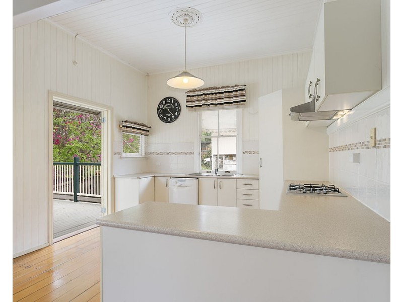 119 Downs Street, North Ipswich QLD 4305