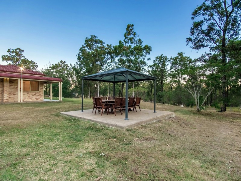 114 Riverside Drive, Muirlea QLD 4306
