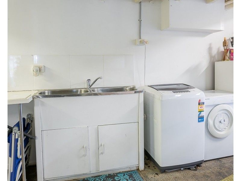 80 Mayes Avenue, Kingston QLD 4114