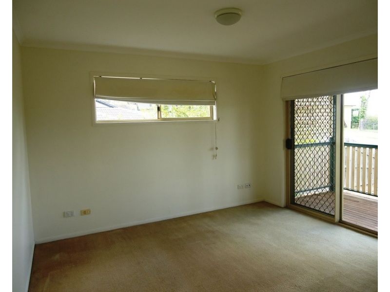 62 Braeside Road, Bundamba QLD 4304