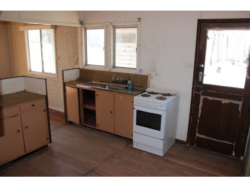 18 Just Street, Rosewood QLD 4340