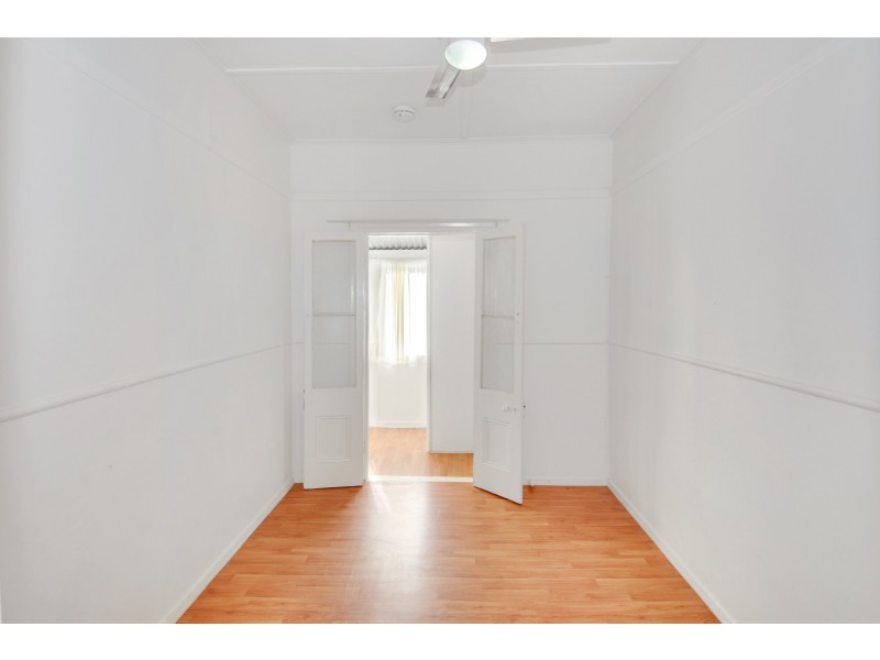 2/38 Darling Street East, Sadliers Crossing QLD 4305
