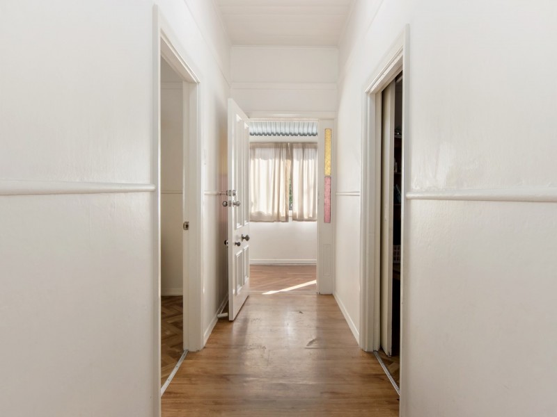 2/38 Darling Street East, Sadliers Crossing QLD 4305